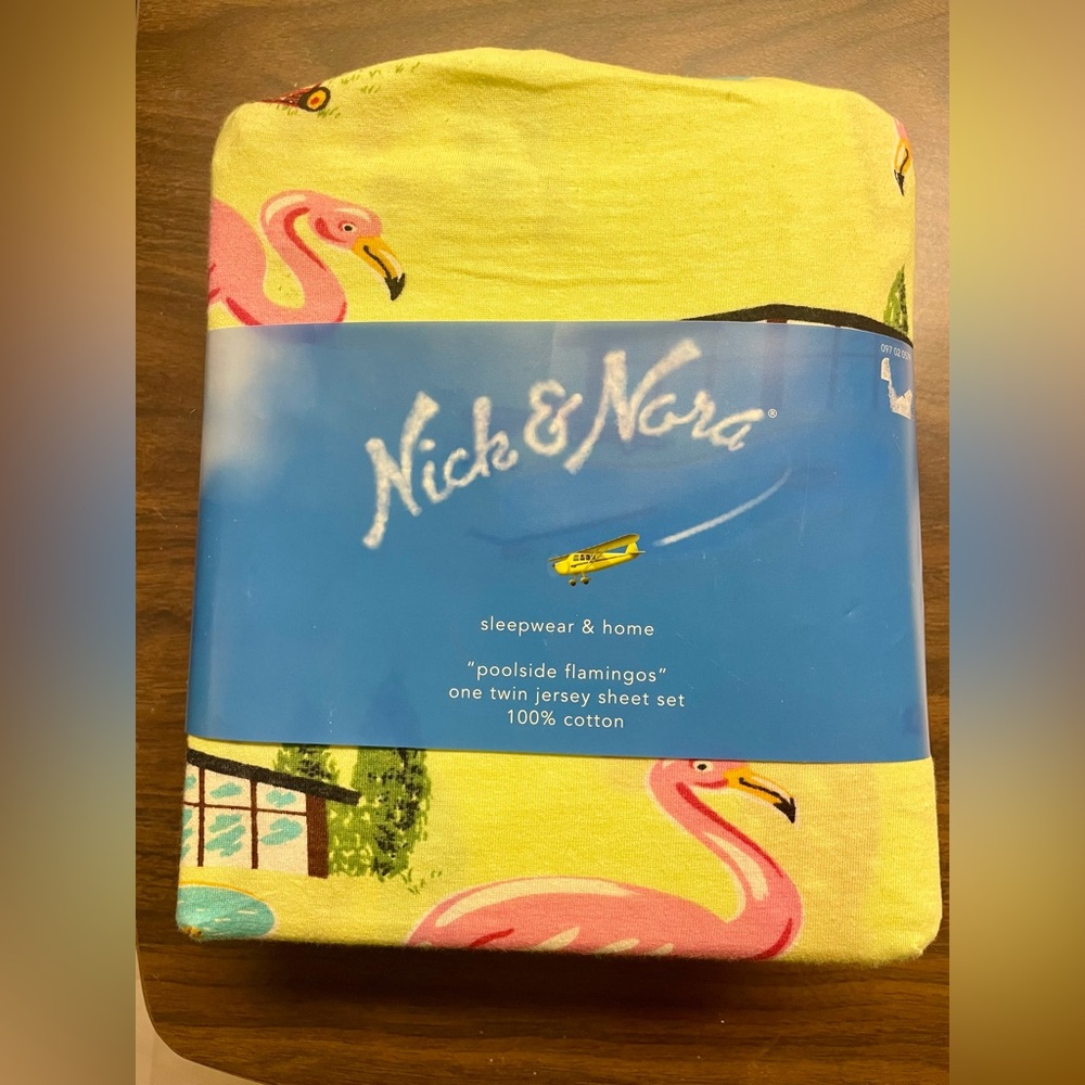 Nick & Nora Poolside Flamingo Twin Jersey Sheet Set